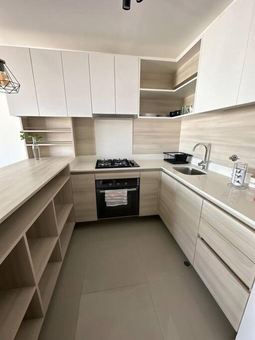Home Cavero, Moderno Y Completo Departamento Lima Zewnętrze zdjęcie
